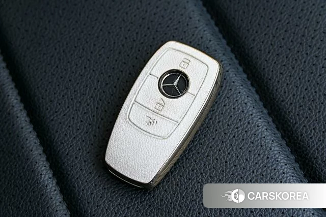 Mercedes-Benz GLE 2023 Черный из Китая, фото 3