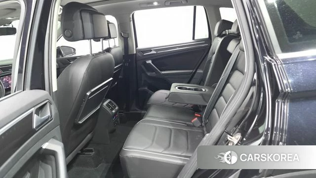 Volkswagen Tiguan second Generation 2020 Черный из Кореи, фото 3