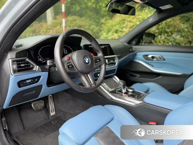 BMW M3 2023 Серебристо-серый из Китая, фото 3