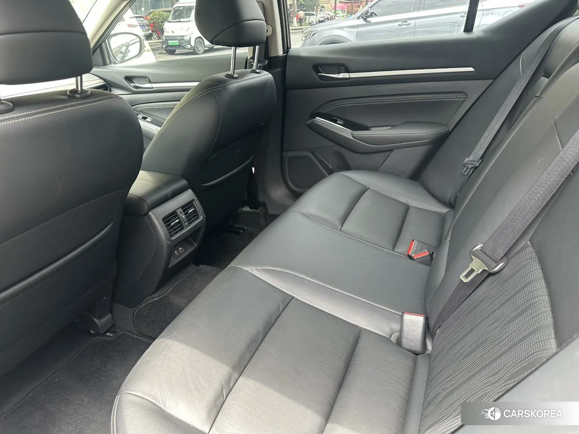 Nissan Altima 2020 Белый из Китая, фото 3
