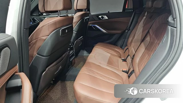 BMW X6 (G06) 2024 Белый из Кореи, фото 3
