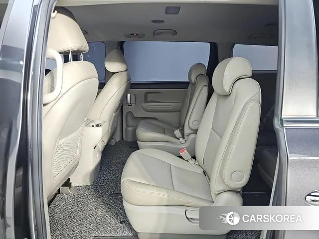Kia The New Carnival 2019 Серый из Кореи, фото 3