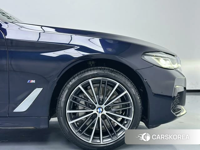 BMW 5 series 2023 Черный из Китая, фото 3