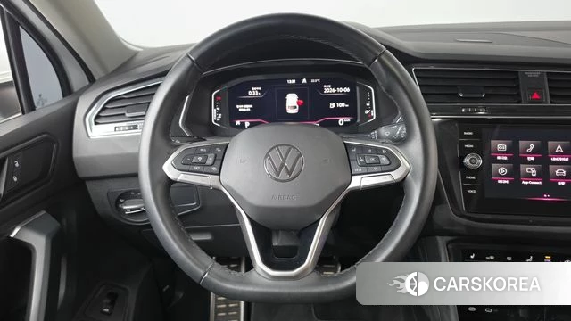 Volkswagen Tiguan second Generation 2022 Белый из Кореи, фото 3