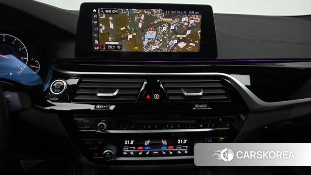 BMW 5 Series (G30) 2019 Черный из Кореи, фото 3