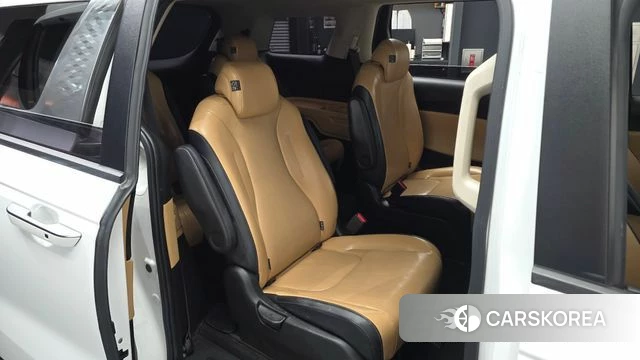 Kia Carnival 4th generation 2023 Белый из Кореи, фото 3