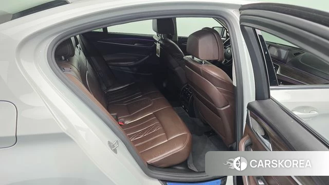 BMW 5 Series (G30) 2020 Белый из Кореи, фото 3