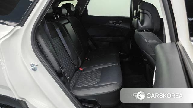 Kia Sportage 5th Generation Hybrid 2023 Белый из Кореи, фото 3