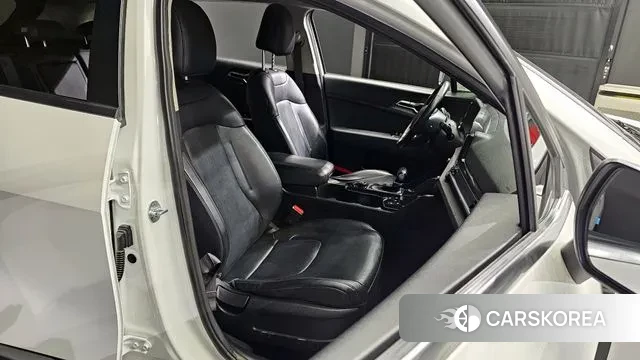 Kia Sportage 5th Generation 2022 Белый из Кореи, фото 3