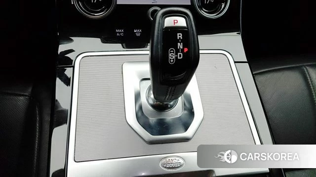 Land Rover Range Rover Evoque 2nd Generation 2021 Белый из Кореи, фото 3