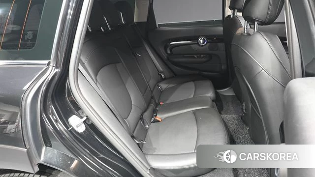 Mini Cooper Clubman 2023 Черный из Кореи, фото 3