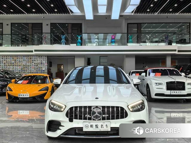 Mercedes-Benz E-Class 2023 Белый из Китая, фото 3