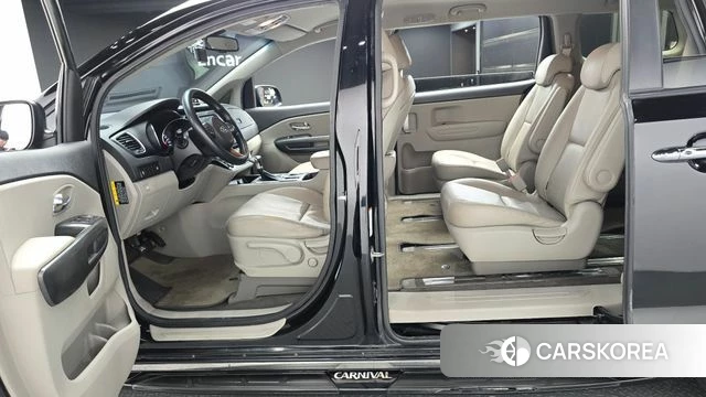 Kia The New Carnival 2019 Черный из Кореи, фото 3