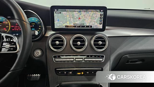 Mercedes-Benz GLC-Class X253 2021 Белый из Кореи, фото 3