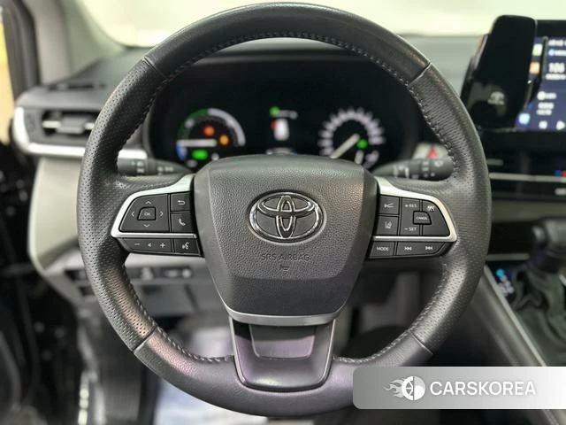 Toyota Granvia 2024 Черный из Китая, фото 3