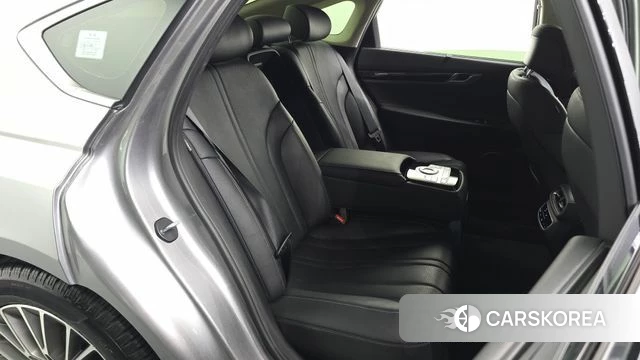 Genesis G80 (RG3) 2021 Серебристо-серый из Кореи, фото 3