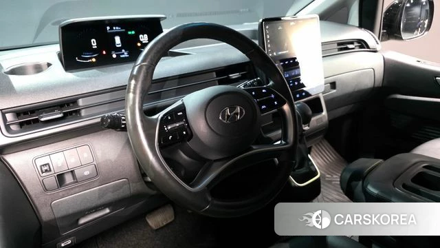 Hyundai Staria 2023 Серый из Кореи, фото 3