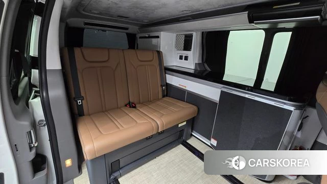 Hyundai Staria 2023 Белый из Кореи, фото 3