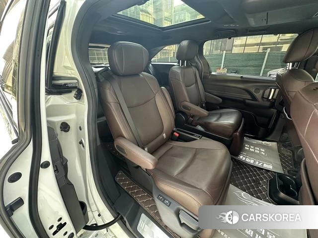 Toyota Sienna 2024 Белый из Китая, фото 3
