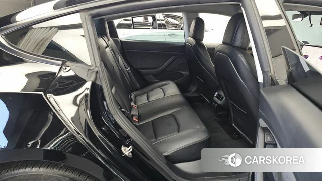 Tesla Model 3 2022 Черный из Кореи, фото 3