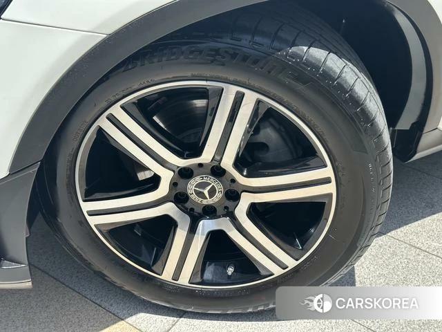 Mercedes-Benz GLC 2022 Белый из Китая, фото 3