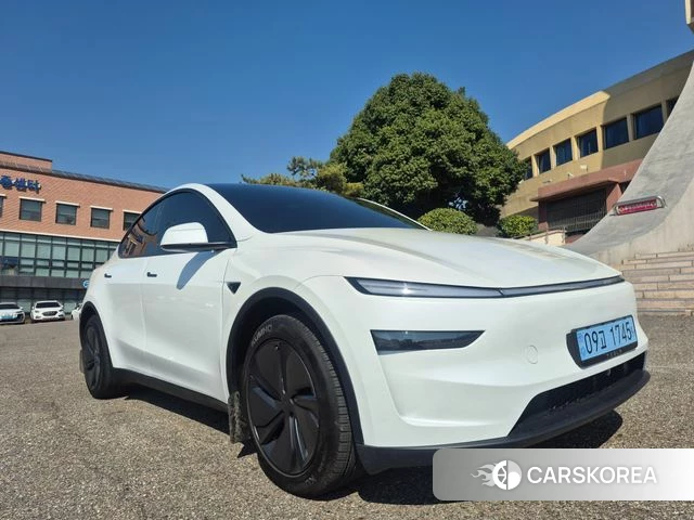Tesla Model Y 2026 Белый из Кореи, фото 3