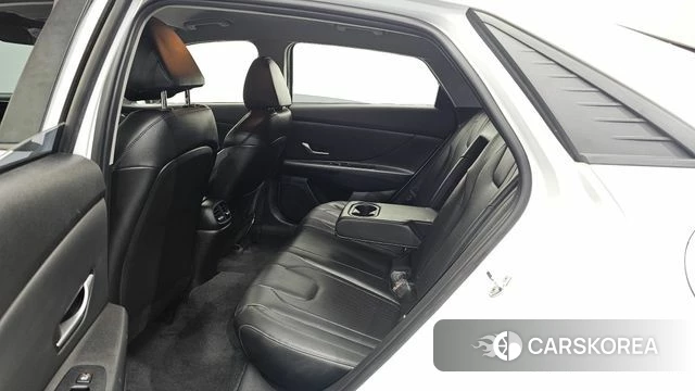 Hyundai Avante (CN7) 2022 Белый из Кореи, фото 3