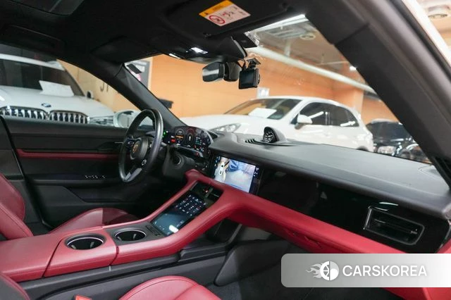 Porsche Taycan 2023 Белый из Кореи, фото 3