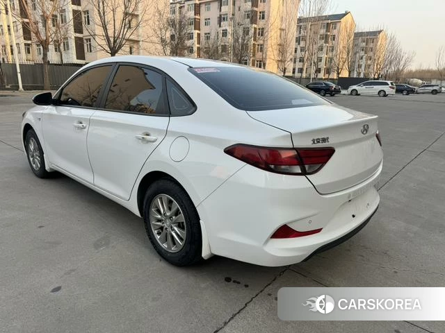 Hyundai Celesta 2021 Белый из Китая, фото 3