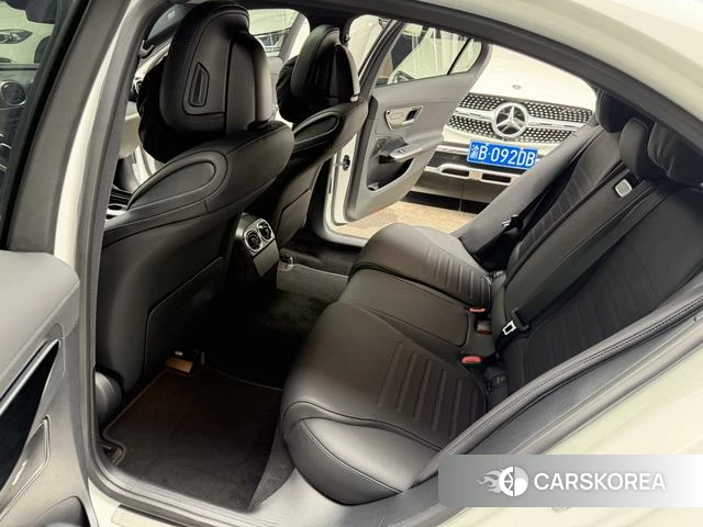 Mercedes-Benz C-class 2024 Белый из Китая, фото 3