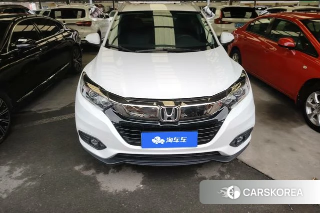 Honda Vezel 2021 Белый из Китая, фото 3