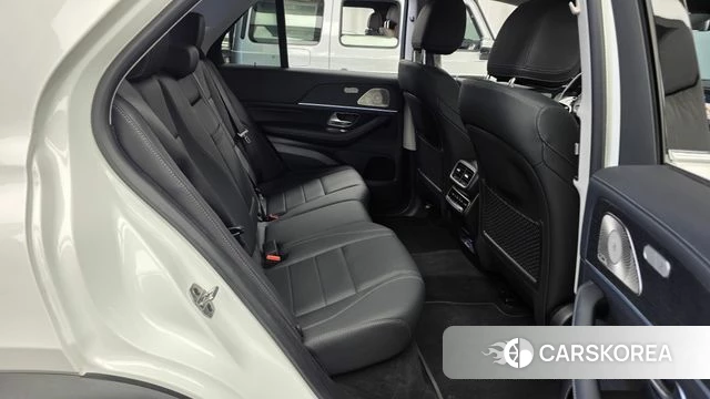 Mercedes-Benz GLE-Class W167 2026 Белый из Кореи, фото 3