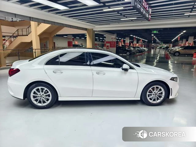 Mercedes-Benz A-Class 2021 Белый из Китая, фото 3