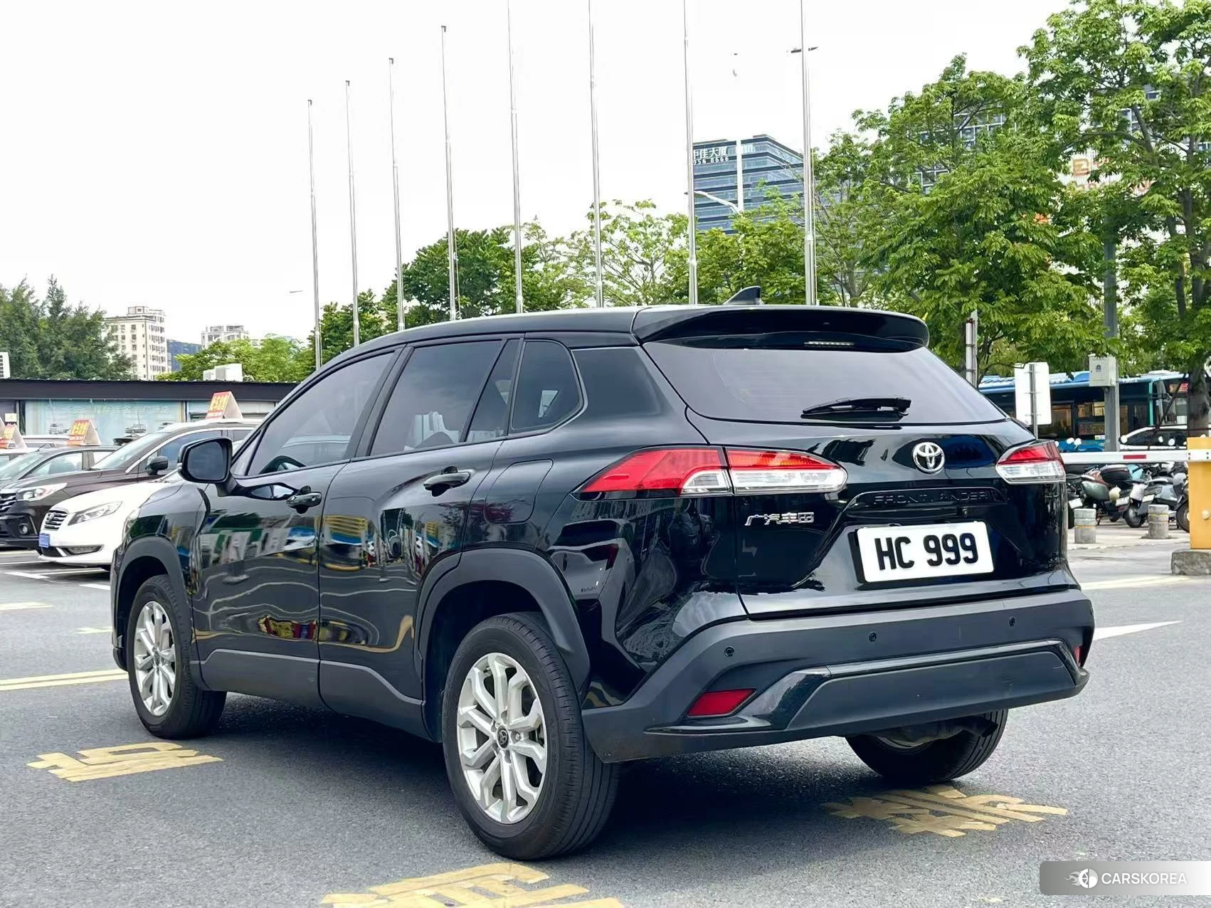 Toyota Frontlander 2023 Черный из Китая, фото 3