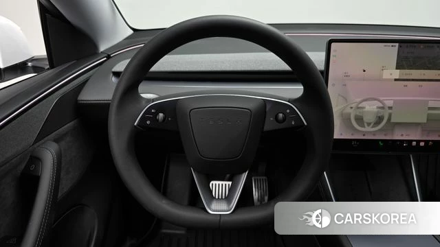 Tesla Model Y 2025 Белый из Кореи, фото 3