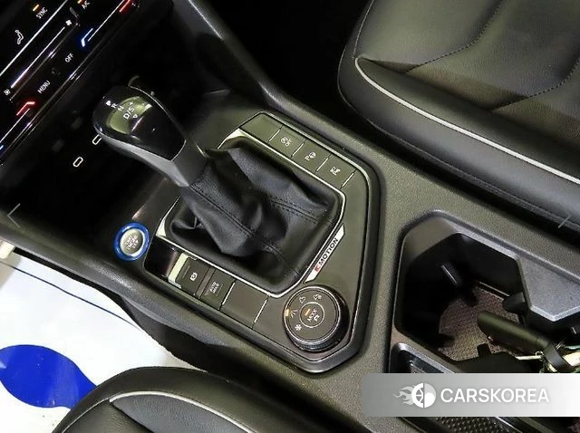 Volkswagen Tiguan second Generation 2022 Серый из Кореи, фото 3