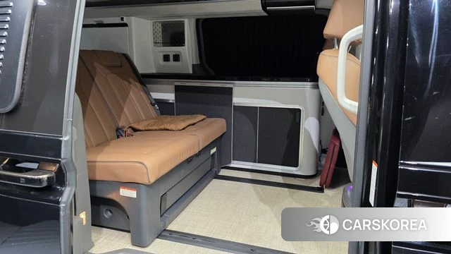 Hyundai Staria 2023 Черный из Кореи, фото 3