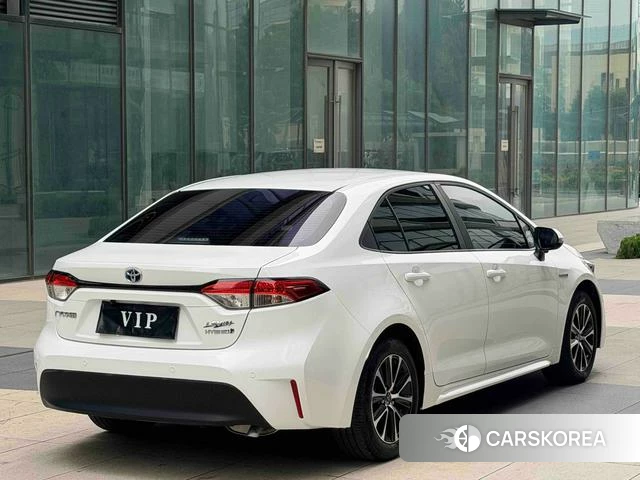 Toyota Levin 2024 Белый из Китая, фото 3