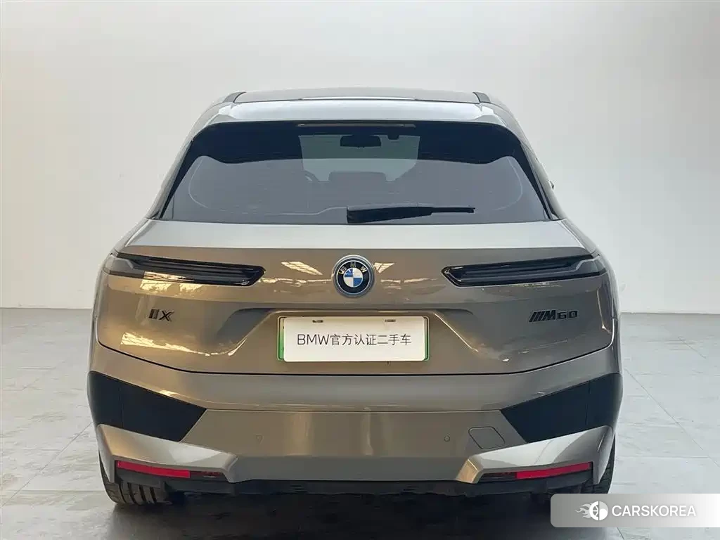 BMW iX 2022 Silver/gray из Китая, фото 3