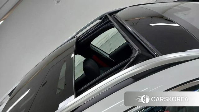 Mercedes-Benz GLB-Class X247 2025 Белый из Кореи, фото 3