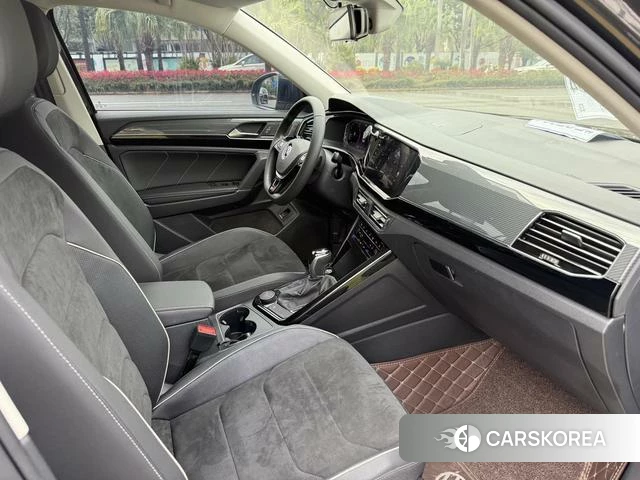 Volkswagen Tayron 2021 Черный из Китая, фото 3