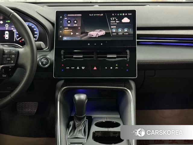 Toyota Avalon 2024 Белый из Китая, фото 3