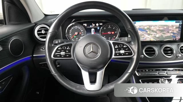 Mercedes-Benz E-Class W213 2020 Белый из Кореи, фото 3