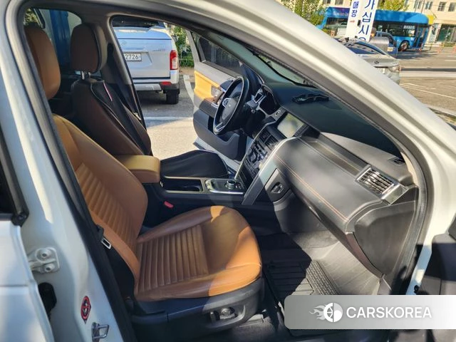 Land Rover Discovery Sports 2018 Белый из Кореи, фото 3