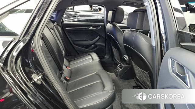 Audi New A3 2018 Черный из Кореи, фото 3