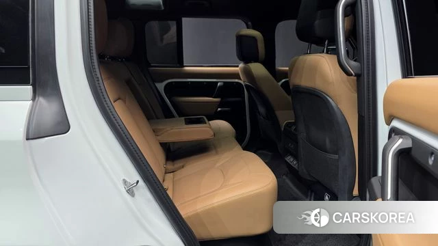 Land Rover Defender (L663) 2025 Белый из Кореи, фото 3