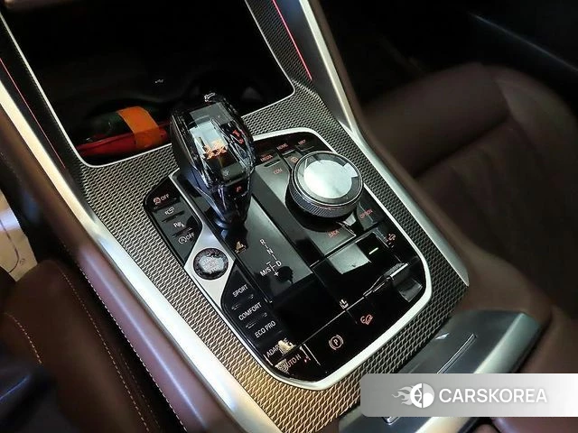 BMW X6 (G06) 2022 Серебристо-серый из Кореи, фото 3