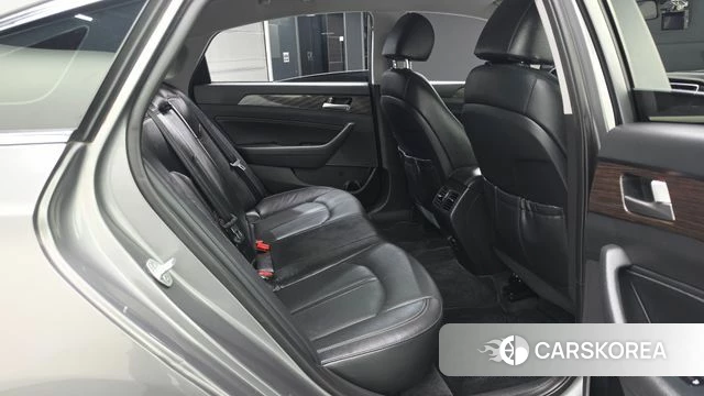 Hyundai Sonata New Rise 2018 Серебристо-серый из Кореи, фото 3