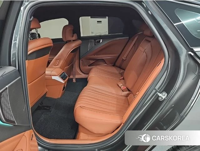 Kia The New K8 Hybrid 2024 Серый из Кореи, фото 3
