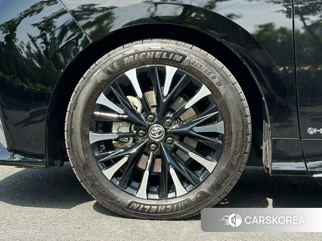 Toyota Alphard 2025 Черный из Китая, фото 3